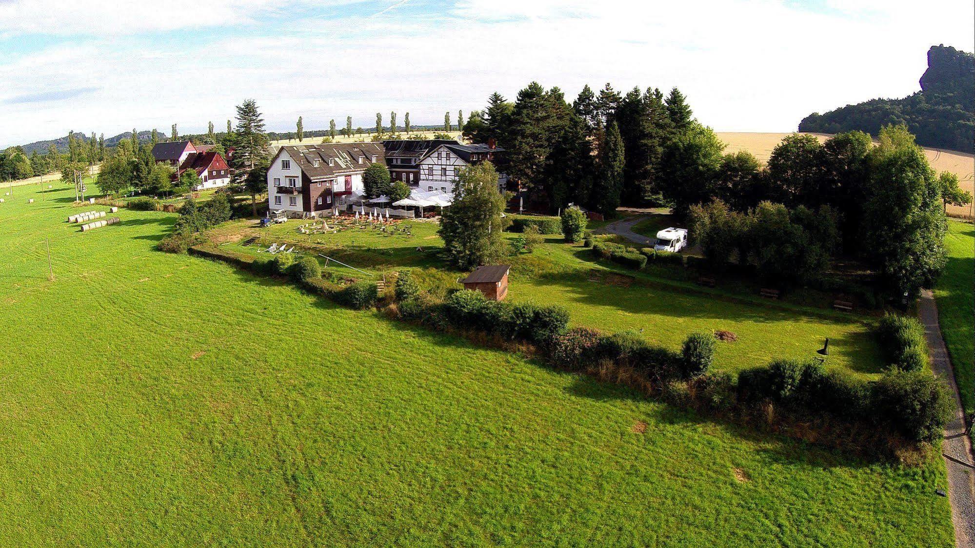 Panoramahotel Lilienstein Кёнигштайн-ан-дер-Эльбе Экстерьер фото